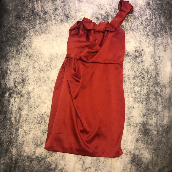 Fabulous Formal Red One Shoulder Cocktail Dress - Picture 2 of 8